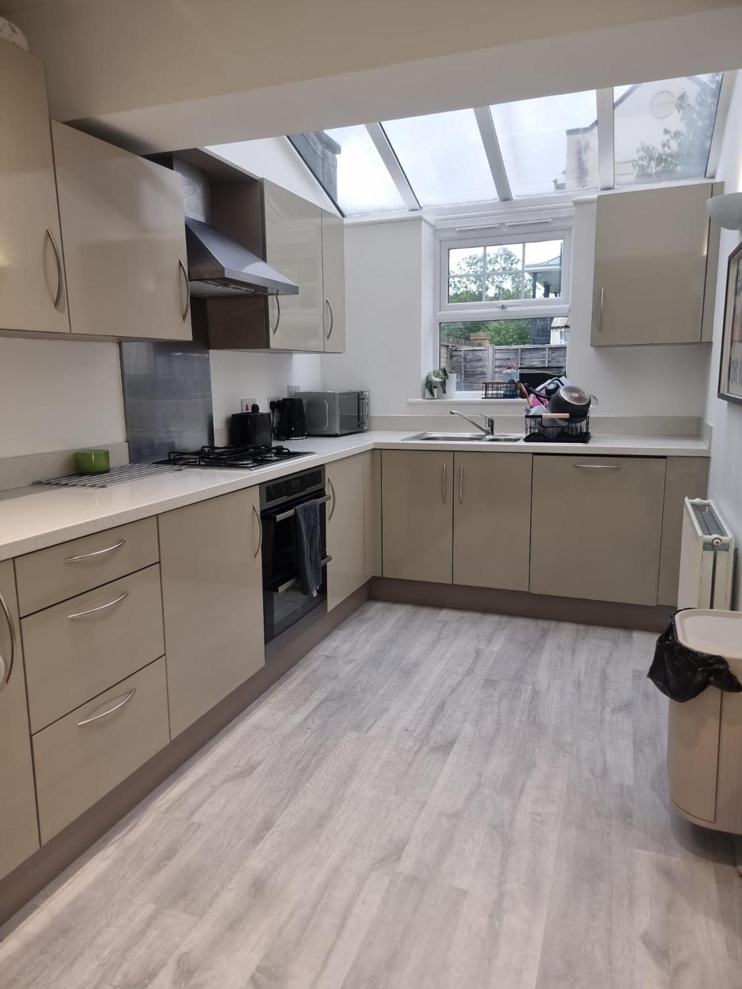 Bromley Common- Double Bedroom With En-Suite With Private Lounge In Shared Town House Εξωτερικό φωτογραφία