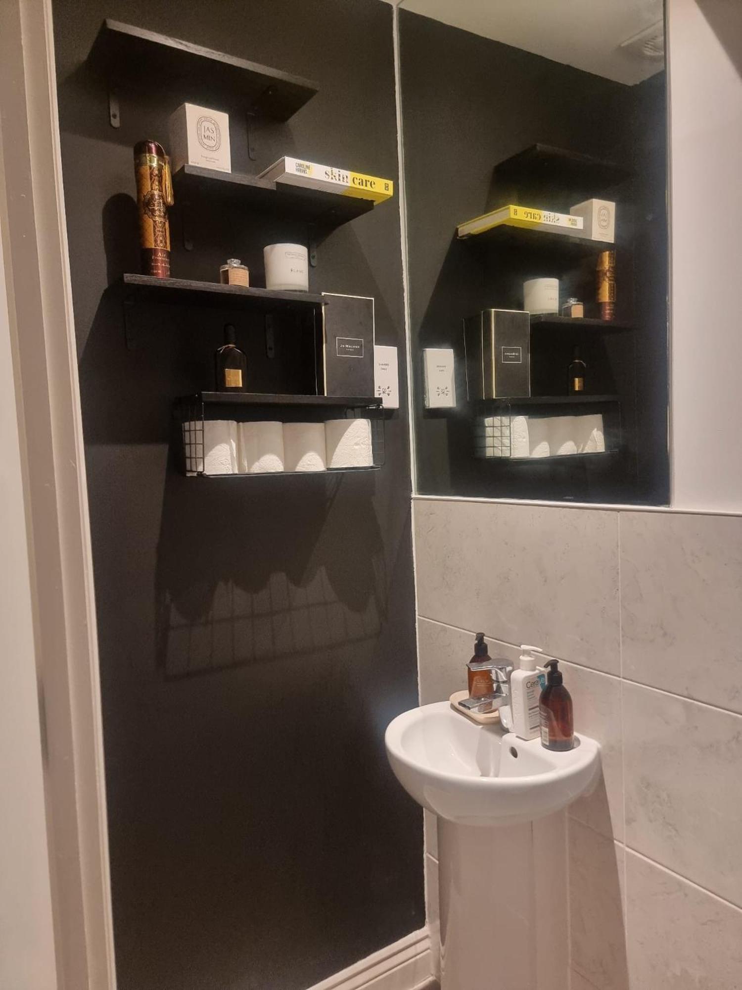 Bromley Common- Double Bedroom With En-Suite With Private Lounge In Shared Town House Εξωτερικό φωτογραφία